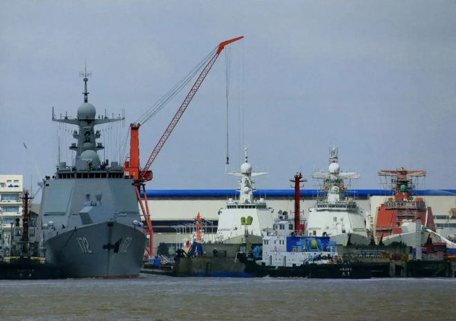 o Max版正式亮相中国海军下一代驱逐舰何时亮相？AG旗舰赞助马竞联赛央视首次公开！052D型Pr(图15)