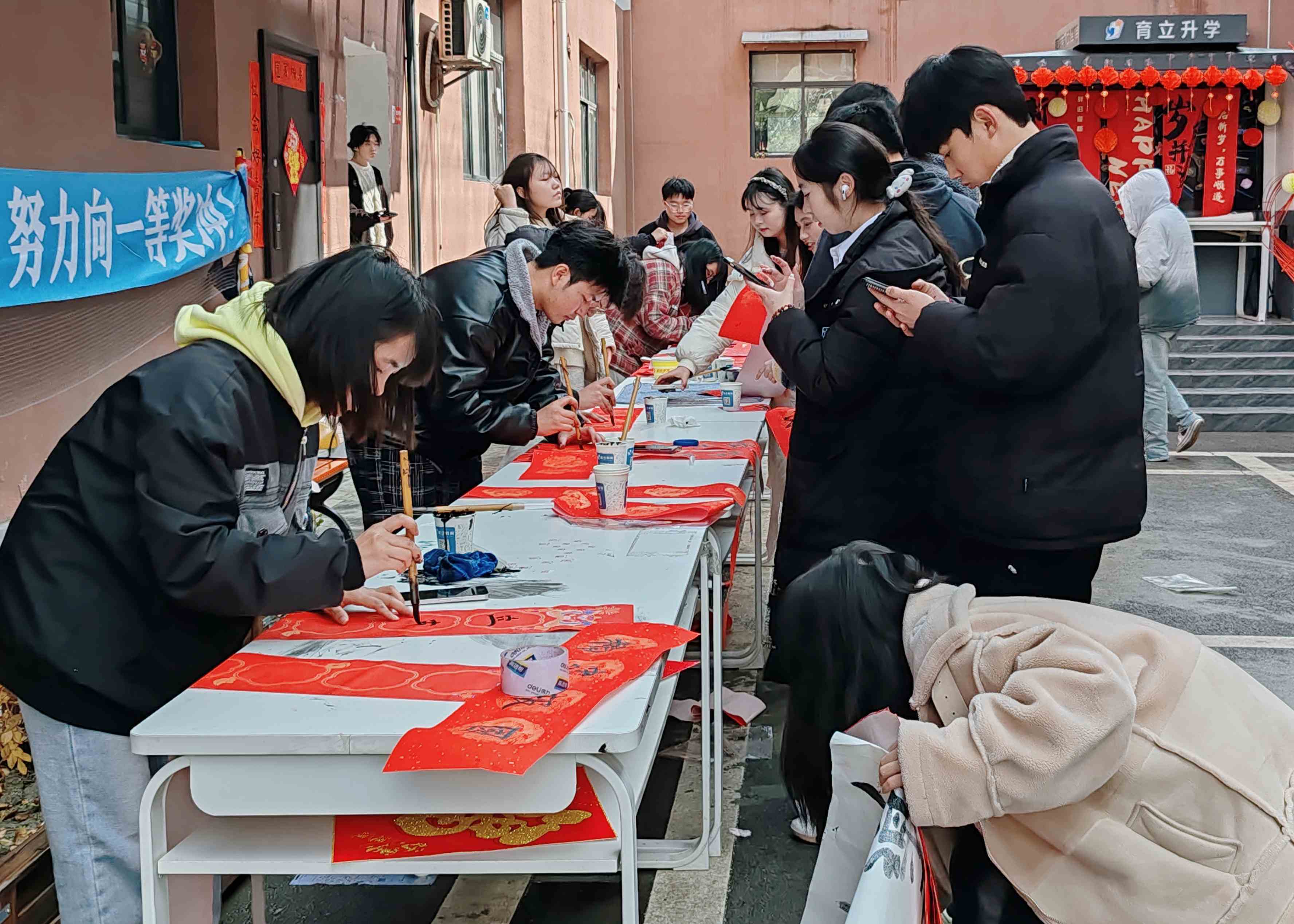 收费标准(top贵安新区按实力排行榜)AG旗舰赞助马竞联赛贵安新区初三补课(图2)